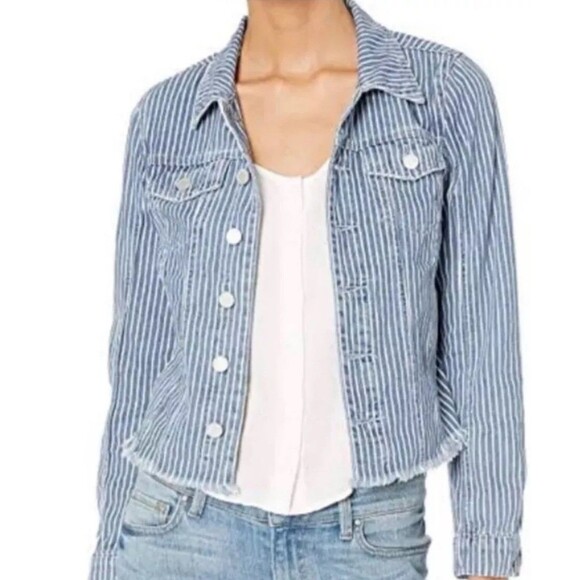 BlankNYC Blue White Striped Denim Shirt Jacket Raw Hem Cropped Size M Pockets - Picture 2 of 8